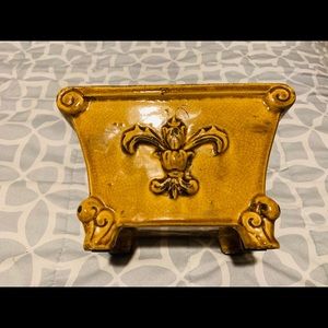 Decorative center piece